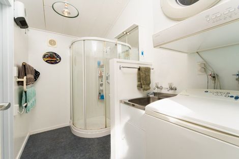 Photo of property in 23 Howard Street, Macandrew Bay, Dunedin, 9014