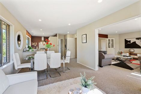 Photo of property in 5 Mcclintock Lane, Sockburn, Christchurch, 8042