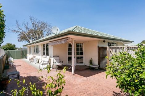 Photo of property in 3/406 Lyndon Road East, Hastings, 4122