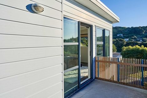 Photo of property in 10 Pukerua Beach Road, Pukerua Bay, 5026