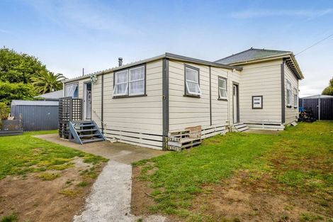 Photo of property in 77 Ngatai Street, Manaia, 4612