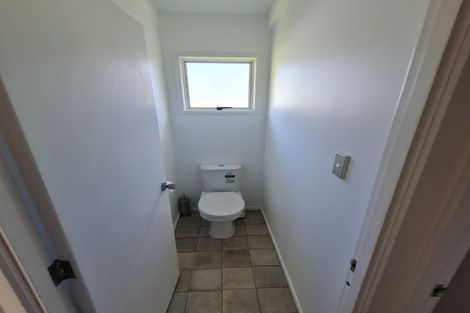 Photo of property in 16 Unity Road, Waitakere, Auckland, 0781