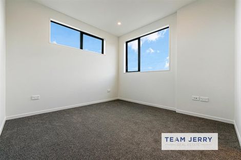 Photo of property in 27 Survila Street, Papakura, 2110