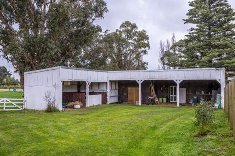 Photo of property in 54 No 1 Line, Tauwharenikau, Featherston, 5771