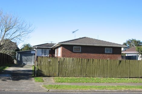 Photo of property in 12 Innismara Avenue, Wattle Downs, Auckland, 2103