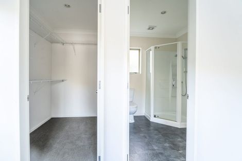 Photo of property in 14 Gifford Grove, Churton Park, Wellington, 6037