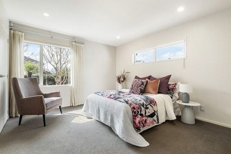 Photo of property in 19 English Oak Drive, Schnapper Rock, Auckland, 0632