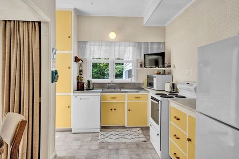 Photo of property in 33 James Street, Inglewood, 4330