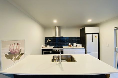 Photo of property in 2/12 Scotland Place, Hillcrest, Hamilton, 3216