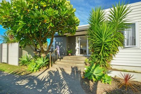 Photo of property in 27a Moana Road, Okitu, Gisborne, 4010