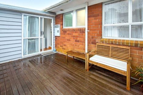 Photo of property in 1/10 Ballater Place, Highland Park, Auckland, 2010