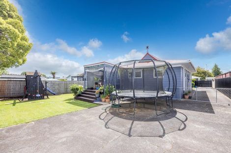 Photo of property in 56 Karen Crescent, Dinsdale, Hamilton, 3204