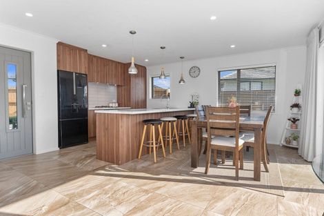 Photo of property in 17 Ohau Crescent, Tikipunga, Whangarei, 0112