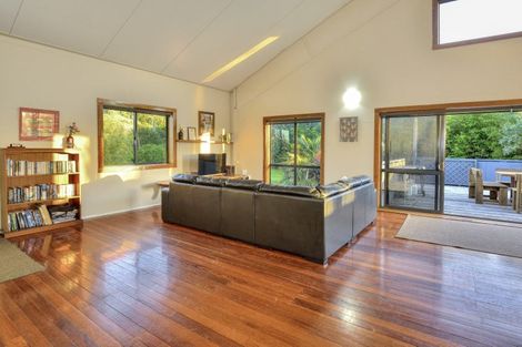 Photo of property in 54 Happy Jacks Road, Mahia, 4198