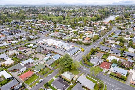 Photo of property in 11 Hilton Road, St Andrews, Hamilton, 3200