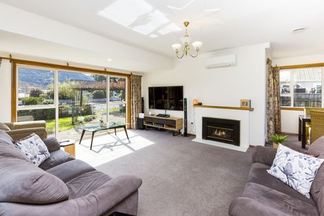 Photo of property in 32 Mcparland Street, Ebdentown, Upper Hutt, 5018