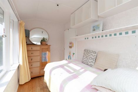 Photo of property in 9 Haumia Street, Paekakariki, 5034