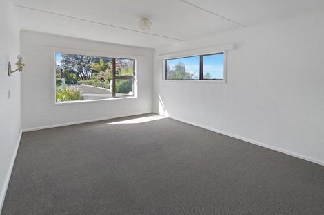 Photo of property in 32 Guys Hill Road, Hospital Hill, Napier, 4110