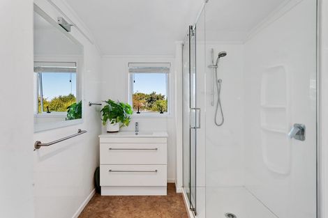 Photo of property in 21 Sunset Street, Hilltop, Taupo, 3330