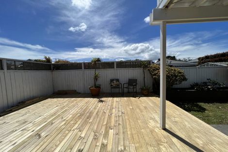 Photo of property in 2/81 Gribblehirst Road, Sandringham, Auckland, 1025