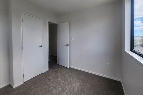 Photo of property in 17 John Gray Street, Papakura, 2110