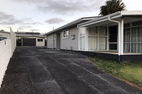Photo of property in 12 Appleby Place, Mangere East, Auckland, 2024