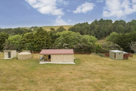 Photo of property in 599b Longbush Road, Hinakura, Masterton, 5884