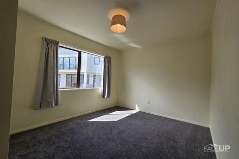 Photo of property in 4 Louise Place, Browns Bay, Auckland, 0630