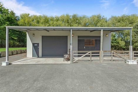 Photo of property in 21 Ashwood Avenue, Dairy Flat, Albany, 0792