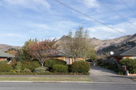 Photo of property in 65 Mauger Drive, Heathcote Valley, Christchurch, 8022