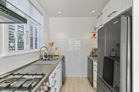 Photo of property in 374 Karori Road, Karori, Wellington, 6012