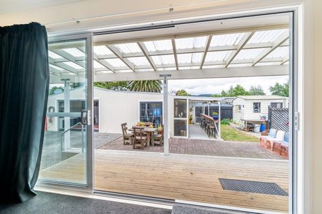 Photo of property in 3 Hall Grove, Ebdentown, Upper Hutt, 5018