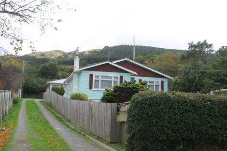 Photo of property in 18a Tremewan Street, Tawa, Wellington, 5028