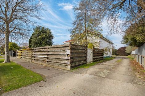 Photo of property in 624 Featherston Street, Roslyn, Palmerston North, 4414