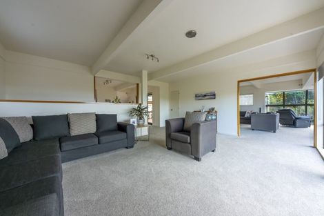 Photo of property in 2/12 Patmos Place, Mount Pleasant, Christchurch, 8081