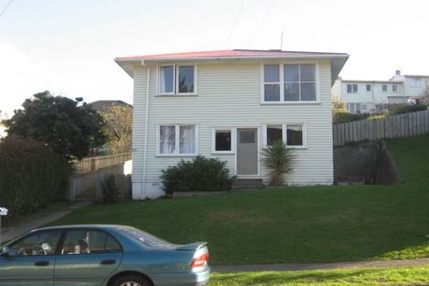 Photo of property in 20 Worcester Place, Cannons Creek, Porirua, 5024