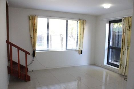 Photo of property in 1/18 Kenwick Place, Burswood, Auckland, 2013