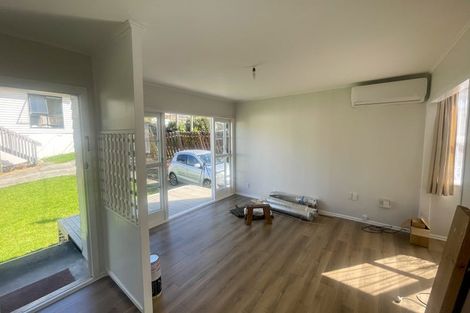 Photo of property in 23 Tomo Street, New Lynn, Auckland, 0600
