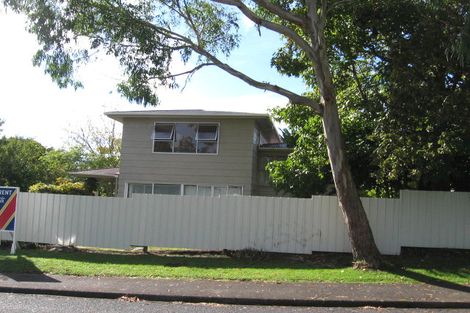 Photo of property in 3 Bayside Avenue, Te Atatu Peninsula, Auckland, 0610