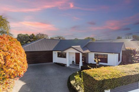 Photo of property in 27 Napier Street, Jervoistown, Napier, 4112