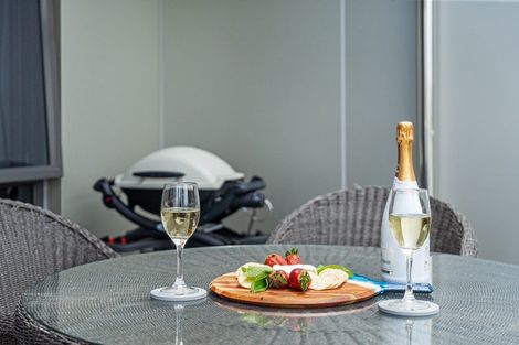 Photo of property in 281 Maunganui Road, Mount Maunganui, 3116