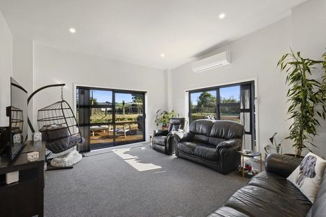 Photo of property in 1059 Mountain Road, Waiongana, Inglewood, 4389