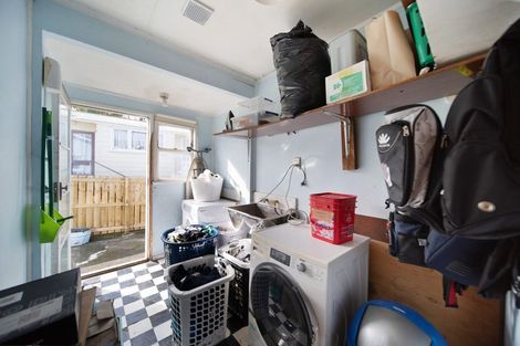 Photo of property in 11 Citril Place, Red Hill, Papakura, 2110