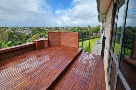 Photo of property in 12 Lemont Place, Westown, New Plymouth, 4310