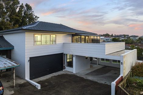 Photo of property in 61b Highland Park Drive, Highland Park, Auckland, 2010