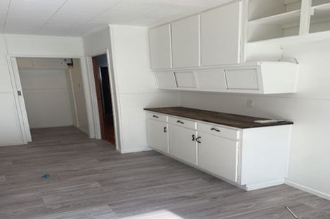 Photo of property in 50 Hellyers Street, Birkdale, Auckland, 0626