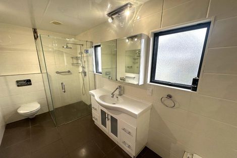 Photo of property in 4a Brett Place, Takaro, Palmerston North, 4412