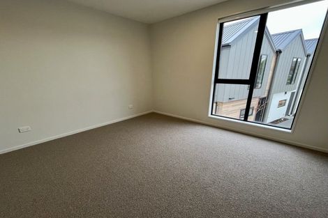 Photo of property in 2/12 Trist Place, Edgeware, Christchurch, 8013