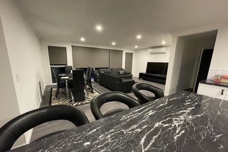 Photo of property in 5 Hollard Grove, Avalon, Lower Hutt, 5011