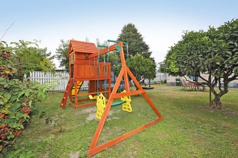 Photo of property in 1403 Warwick Place, Mayfair, Hastings, 4122